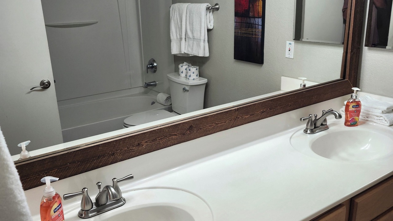 Photo of Bathroom in Mountain Vista Ranch