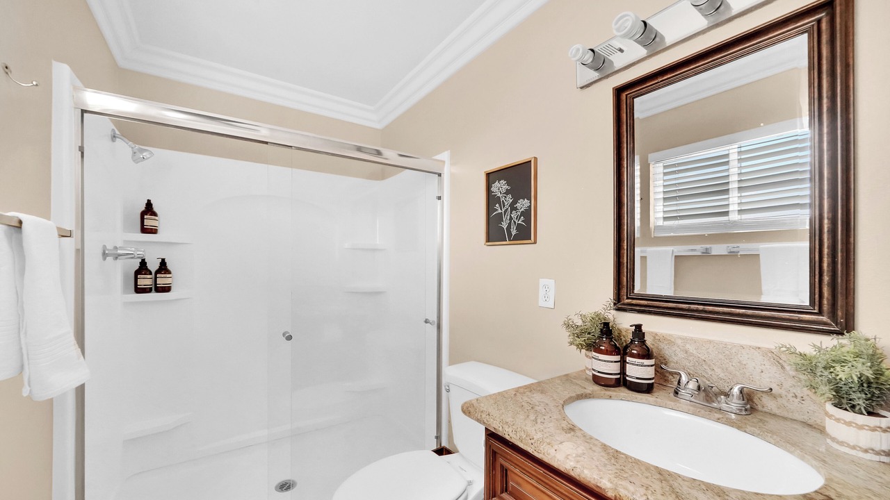 Photo of Bathroom in Midway City