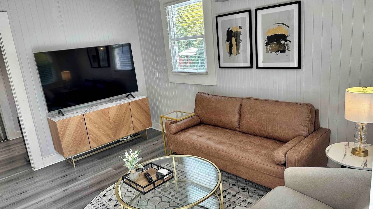 Photo of Livingroom in Downtown Sacramento