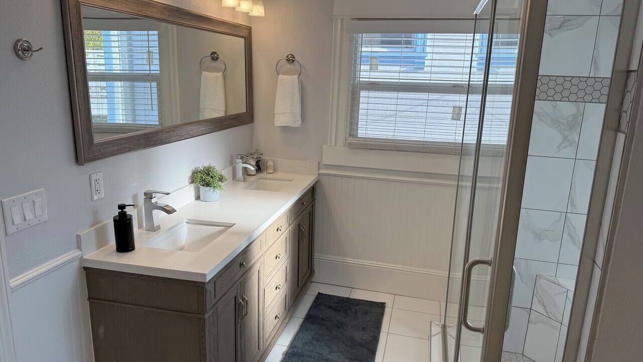 Photo of Bathroom in Downtown Sacramento
