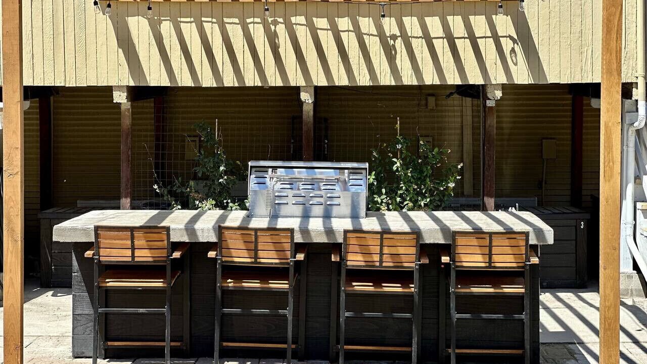 Photo of Patio Balcony in Downtown Sacramento