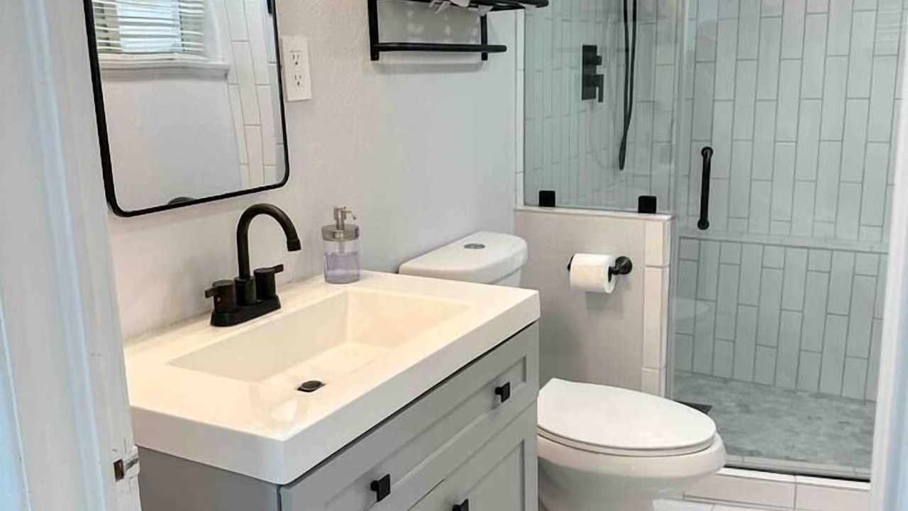 Photo of Bathroom in Downtown Sacramento