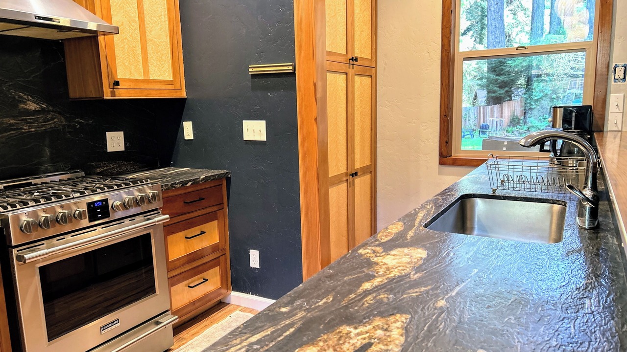 Photo of Kitchen in Westhaven-Moonstone