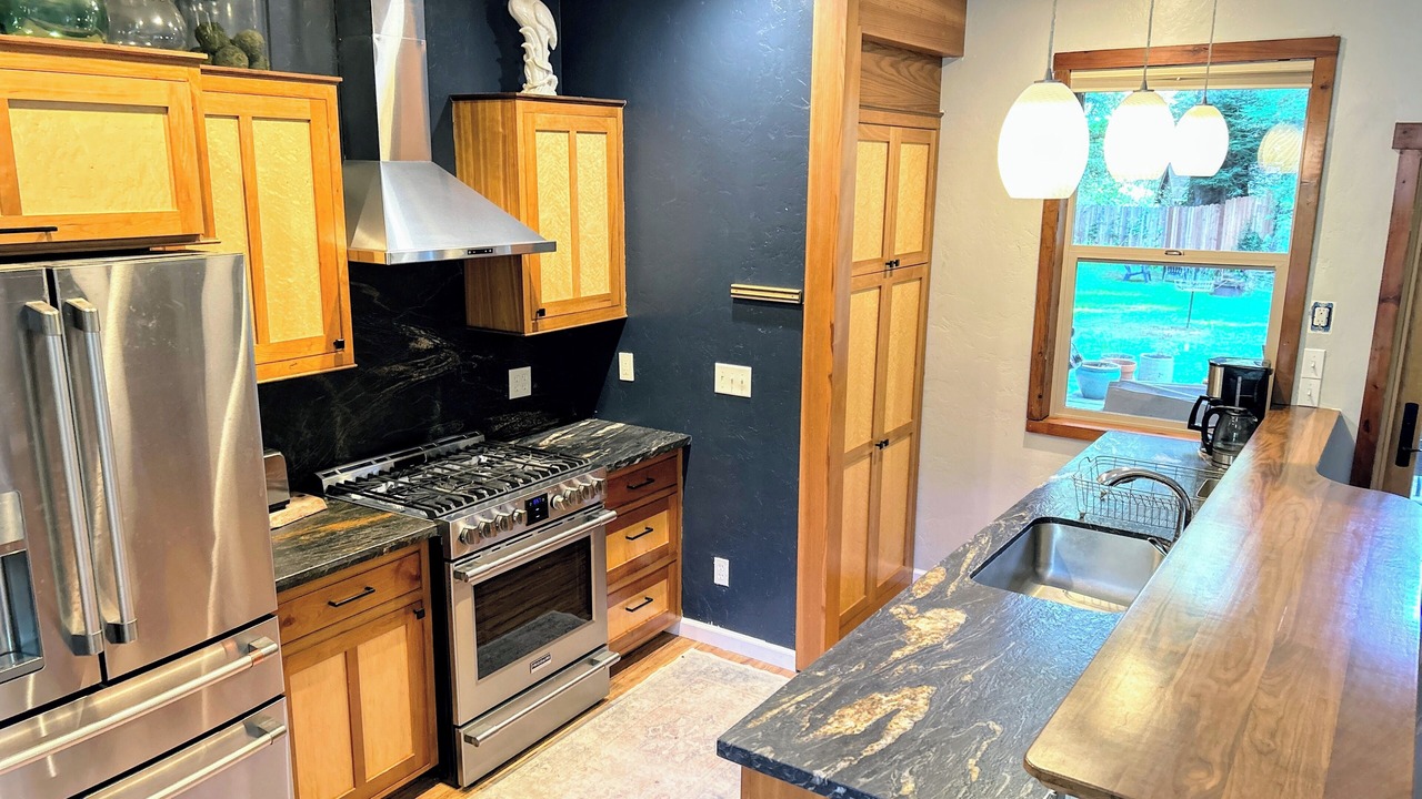 Photo of Kitchen in Westhaven-Moonstone