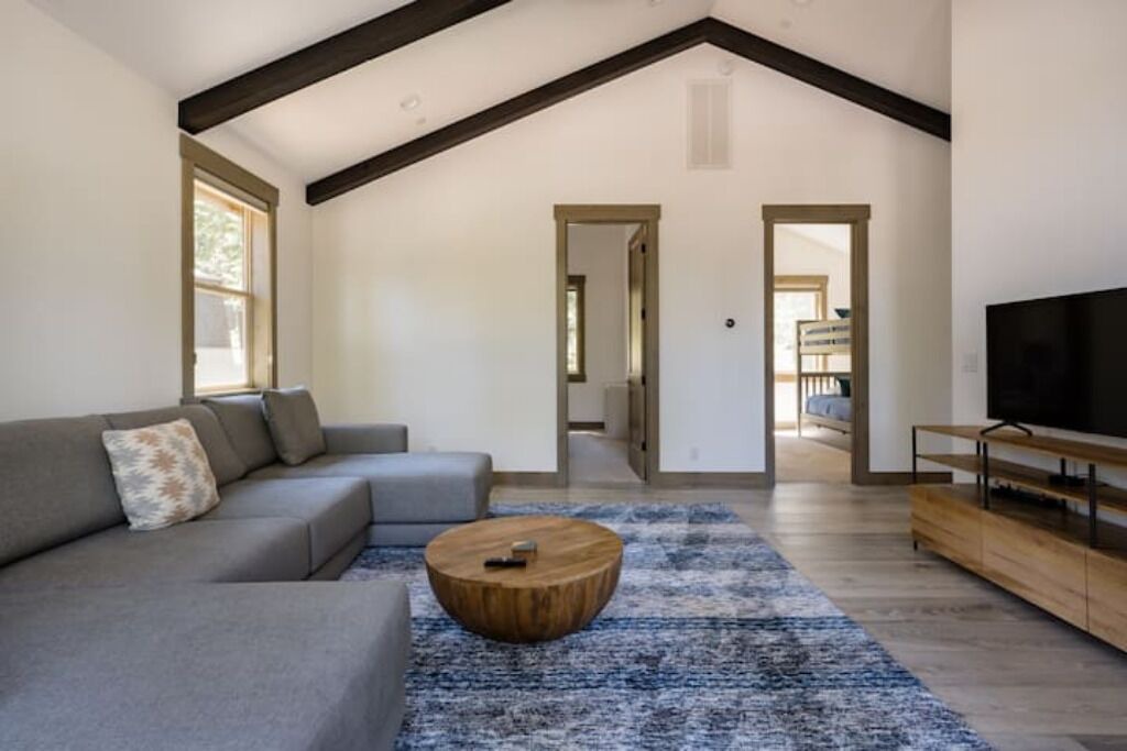 Photo of Livingroom in North Lake Tahoe