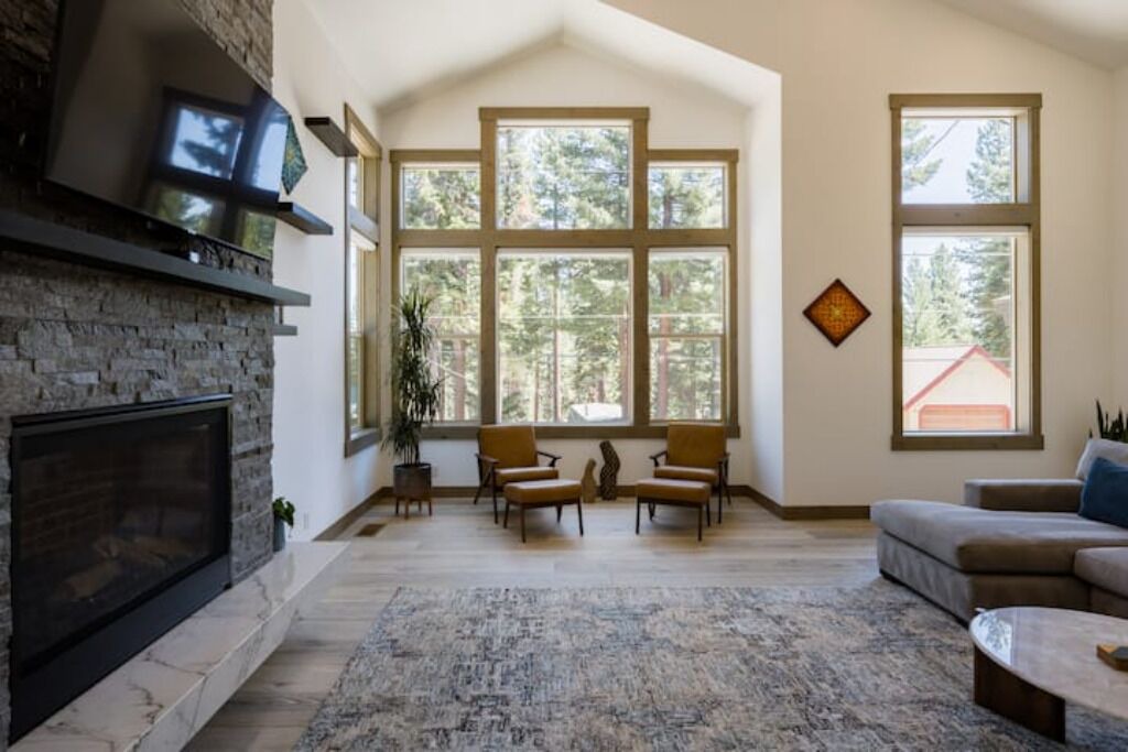 Photo of Livingroom in North Lake Tahoe