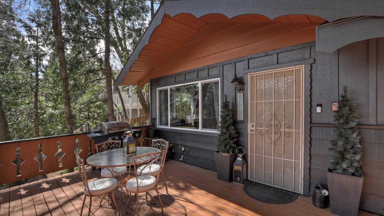 Photo of Outdoor in Crestline