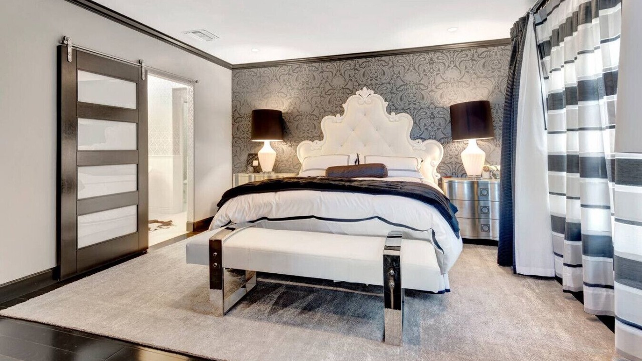 Photo of Bedroom in Oak Shores