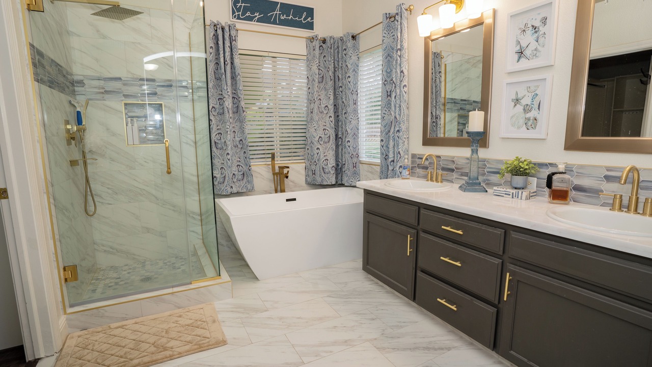 Photo of Bathroom in Clovis