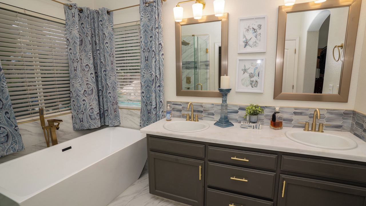 Photo of Bathroom in Clovis