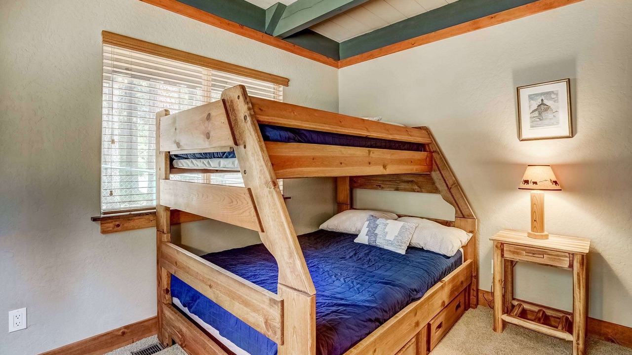 Photo of Bedroom in North Upper Truckee
