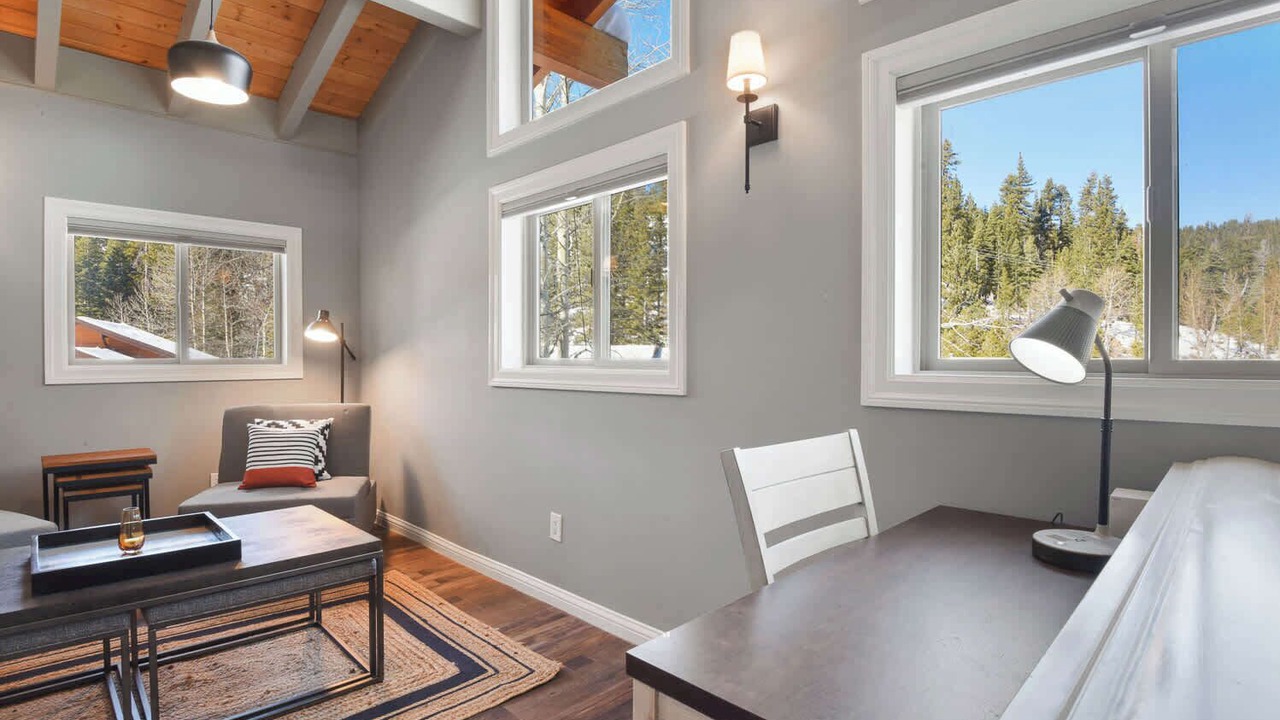 Photo of Livingroom in Alpine Meadows
