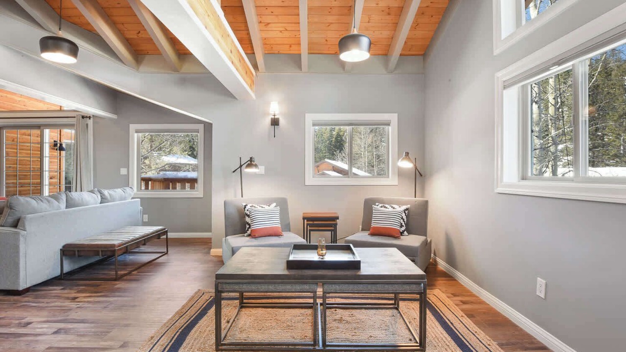 Photo of Livingroom in Alpine Meadows