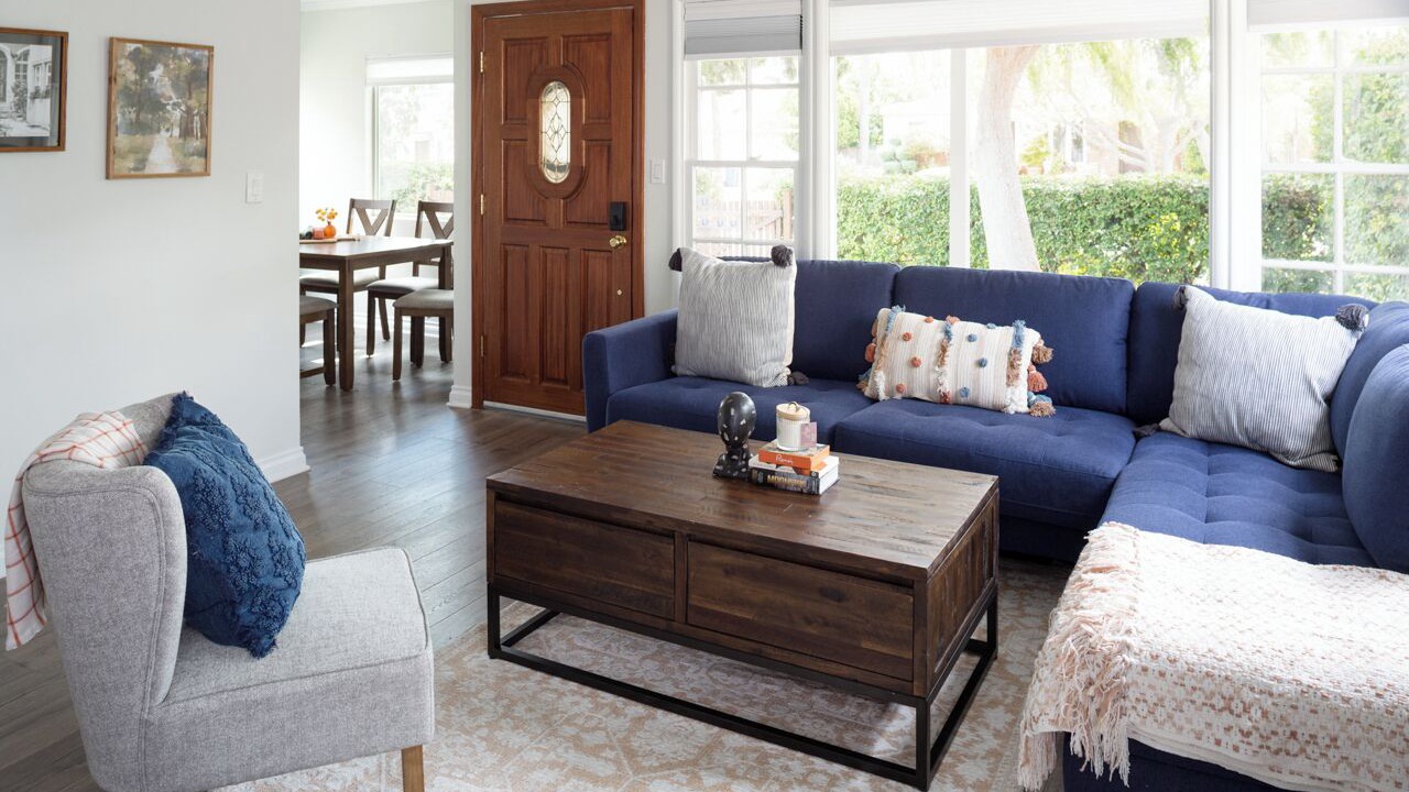 Photo of Livingroom in Burbank