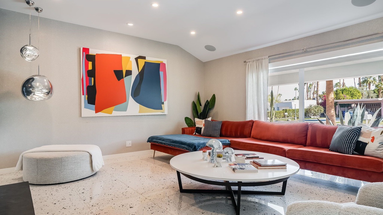 Photo of Livingroom in Indian Canyon