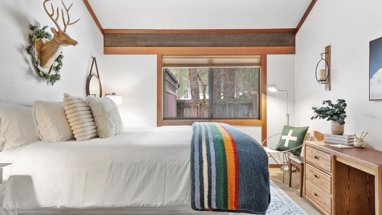 Photo of Bedroom in Graeagle