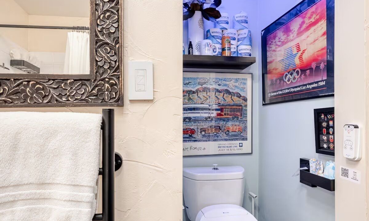 Photo of Bathroom in North Hollywood