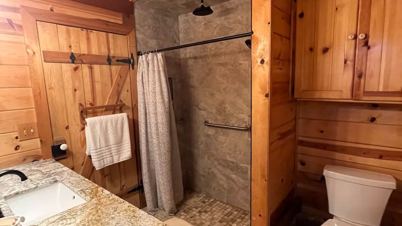 Photo of Bathroom in Tahoe Pines