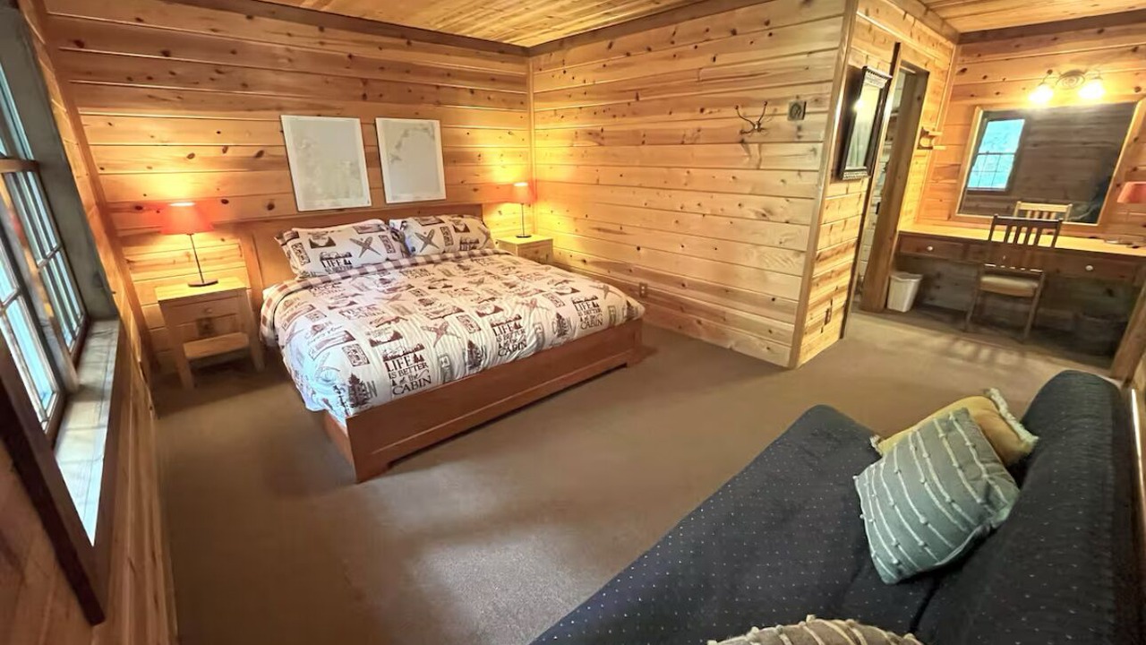 Photo of Bedroom in Tahoe Pines