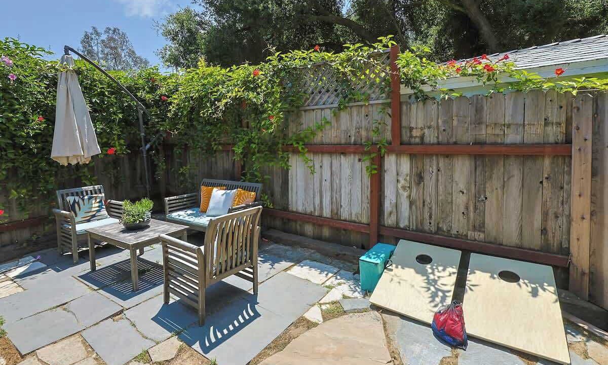 Photo of Outdoor in Fernwood