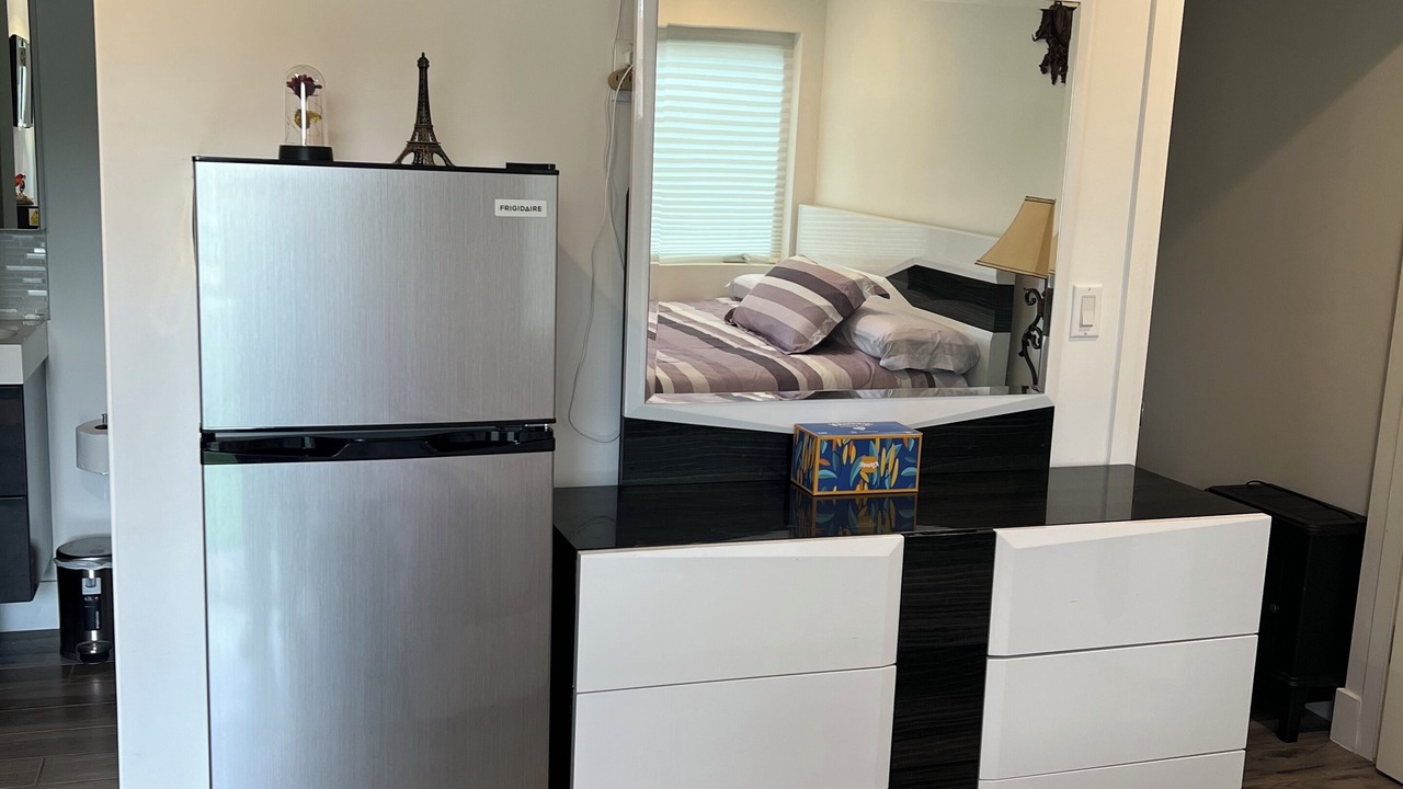Photo of Bedroom in North Hills West