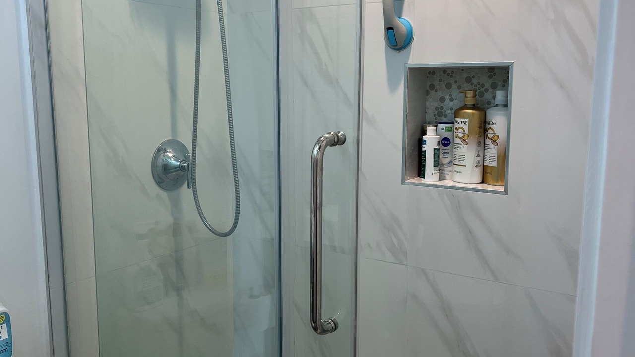 Photo of Bathroom in North Hills West