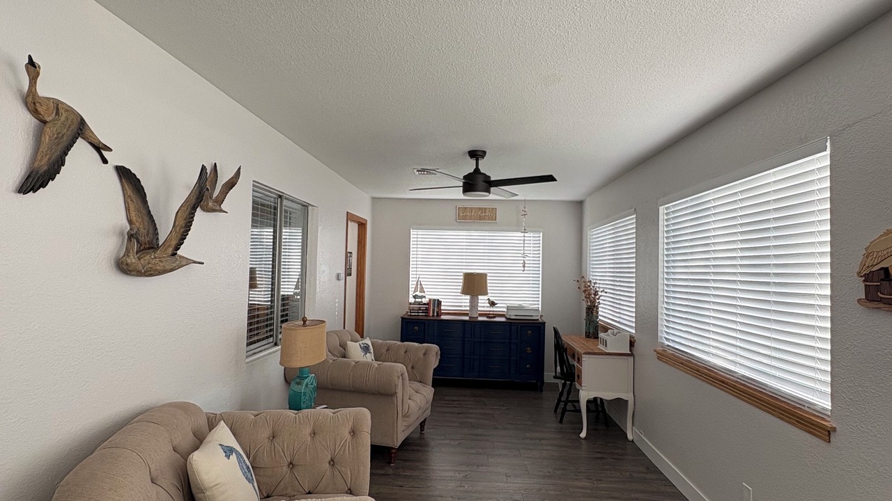 Photo of Livingroom in Smith River