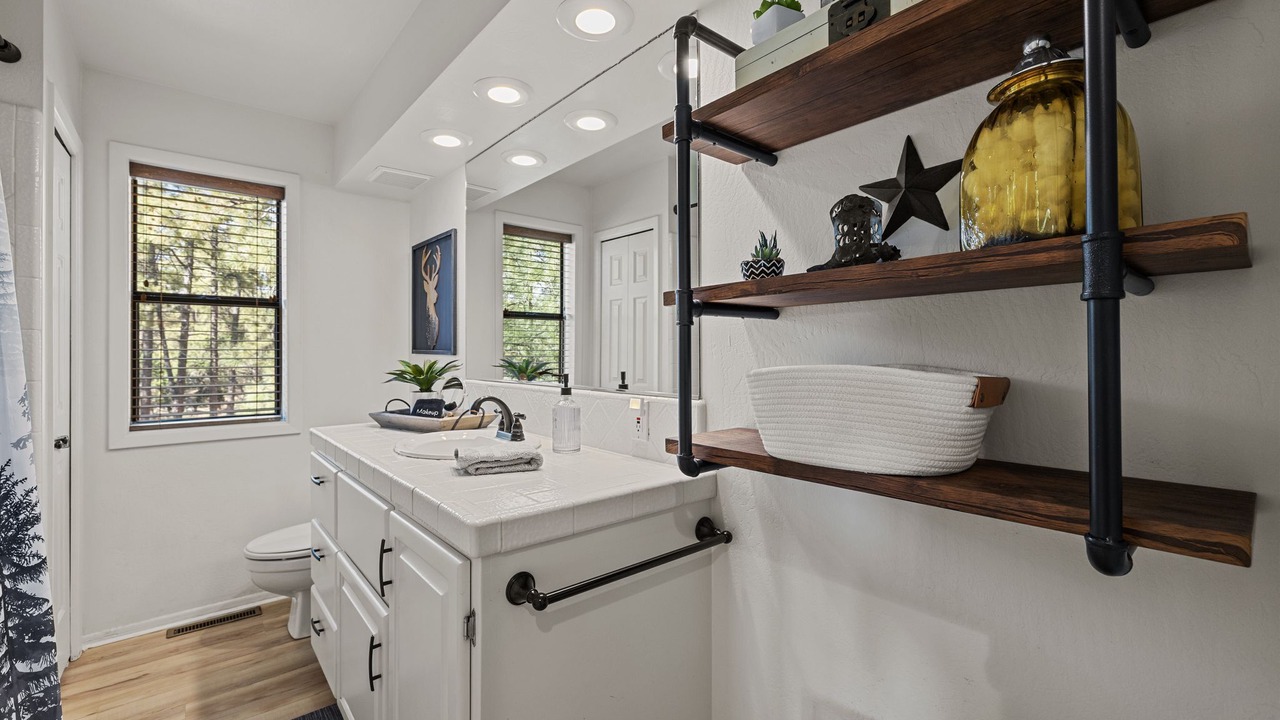 Photo of Bathroom in Highland Pines