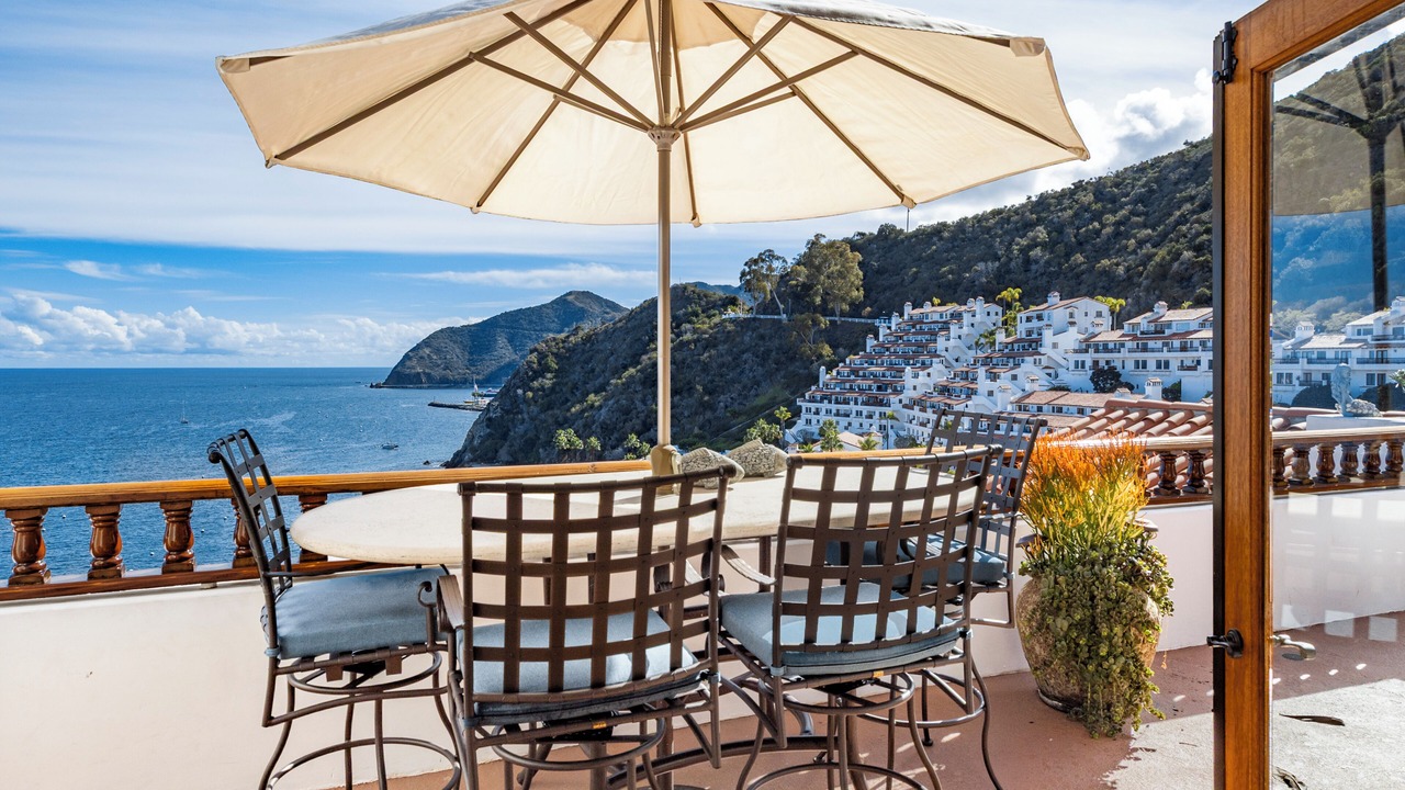 Photo of Outdoor in Avalon