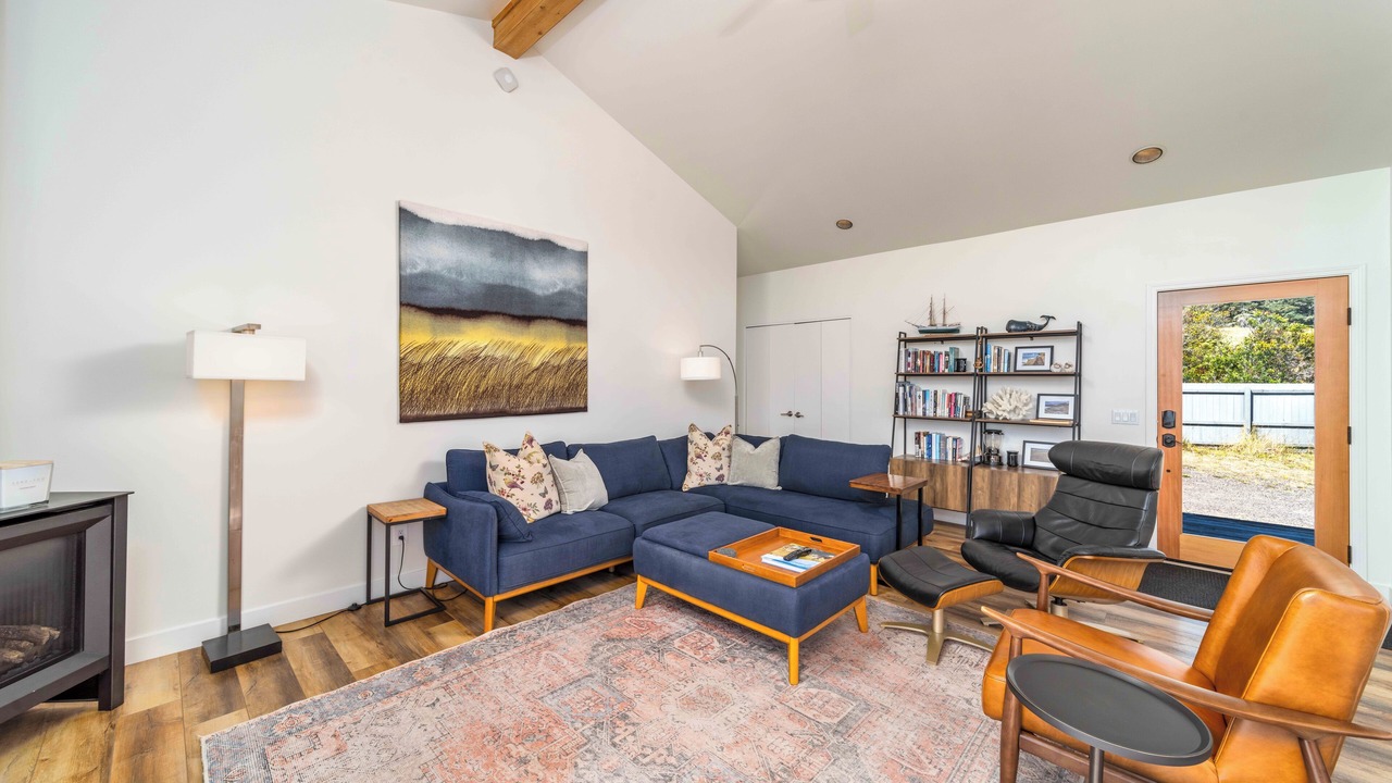 Photo of Livingroom in Sea Ranch
