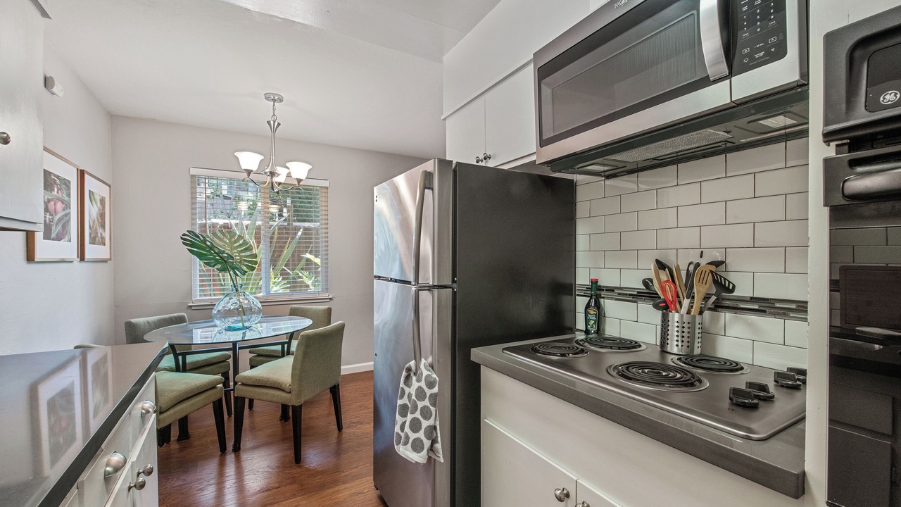 Photo of Kitchen in Oakland Ave - Harrison St