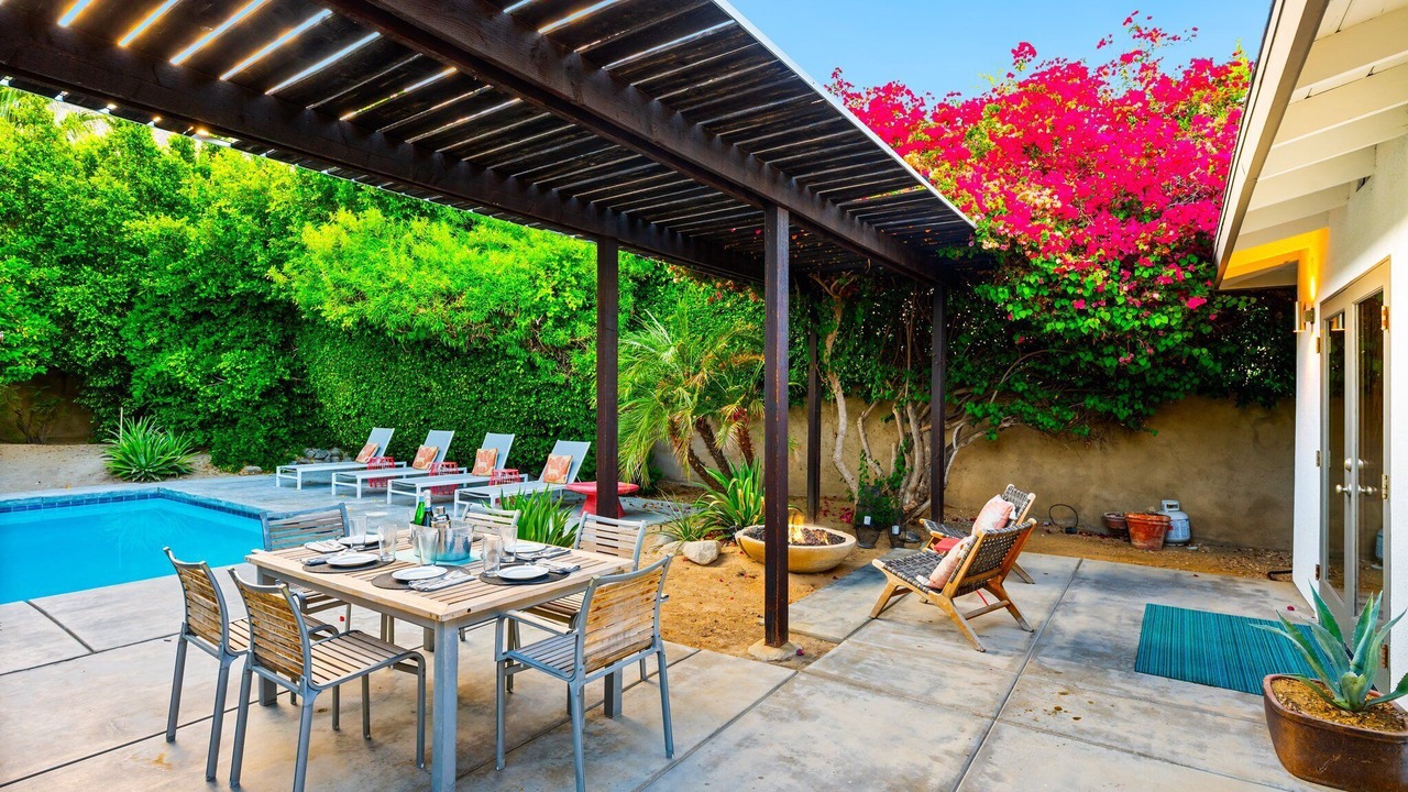 Photo of Outdoor in The Mesa