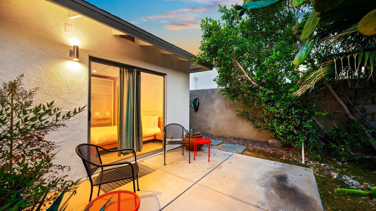Photo of Patio Balcony in The Mesa
