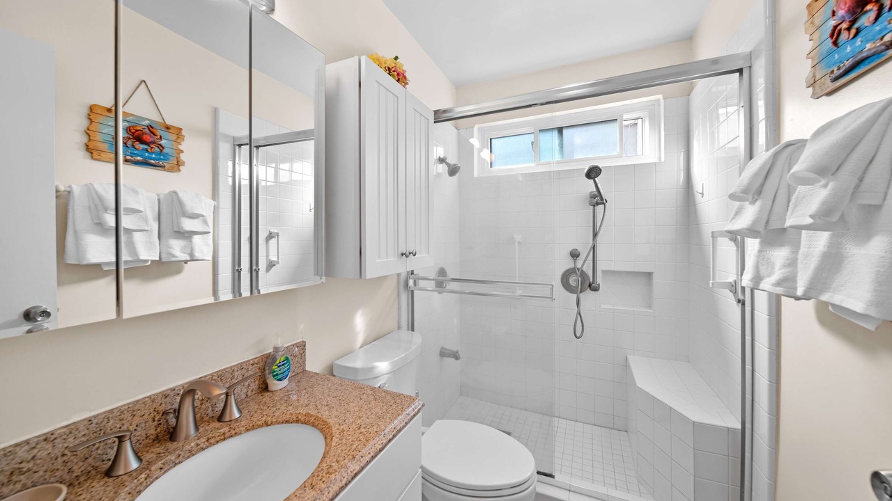 Photo of Bathroom in Balboa Island