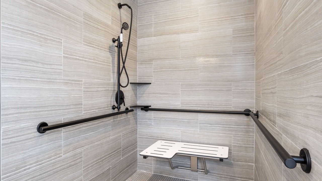 Photo of Bathroom in South Oceanside