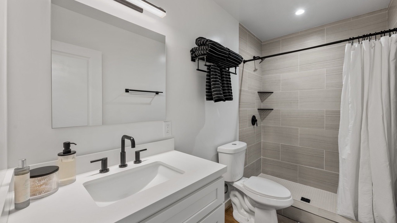 Photo of Bathroom in South Oceanside