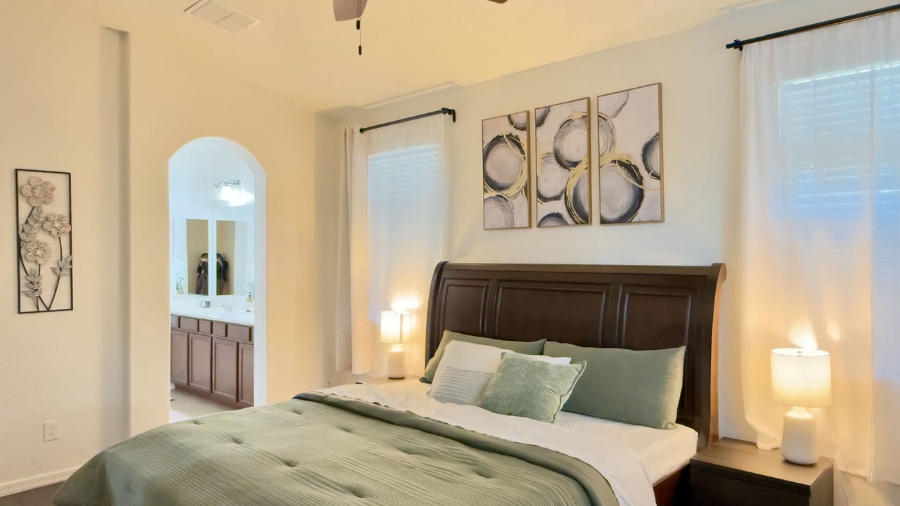 Photo of Bedroom in South Mountain