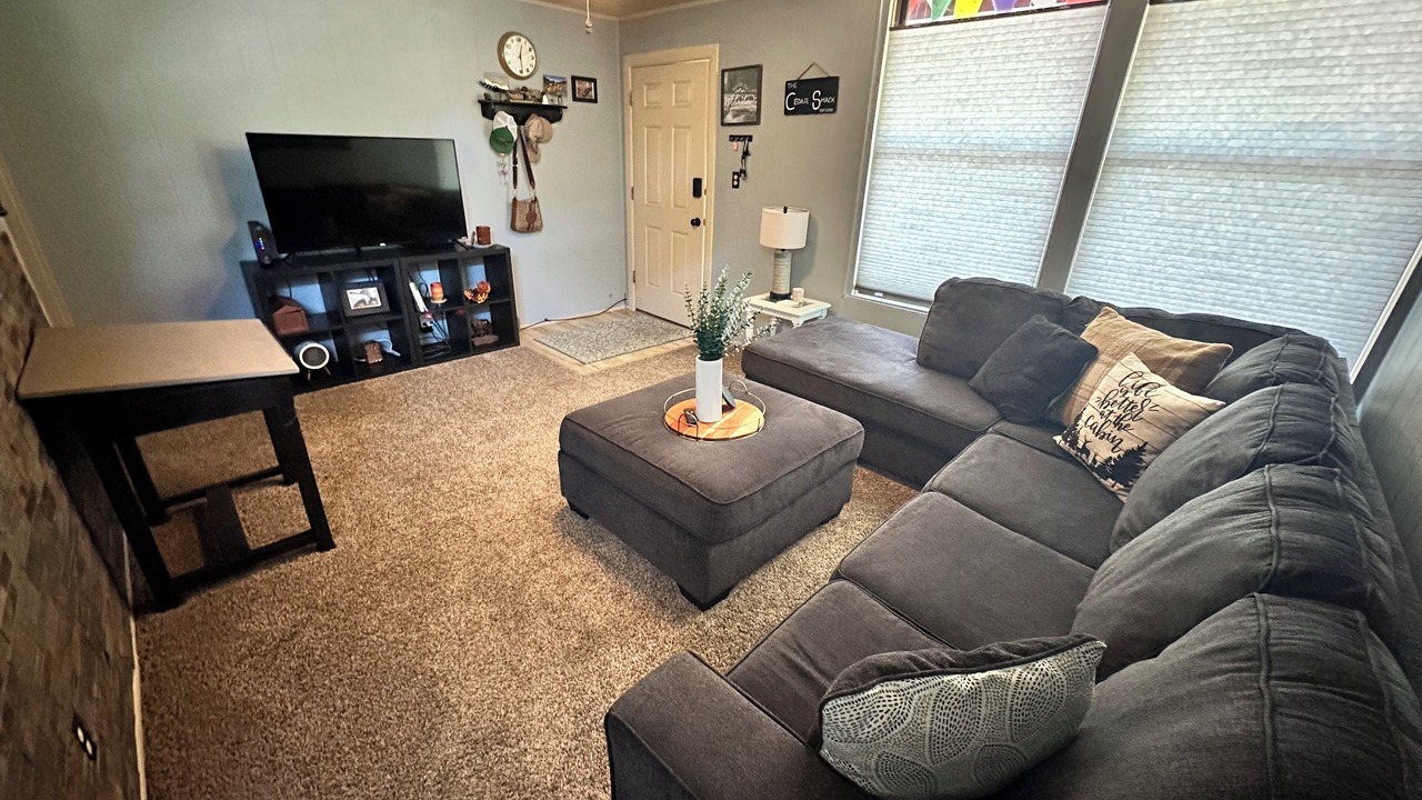 Photo of Livingroom in Ponderosa Park