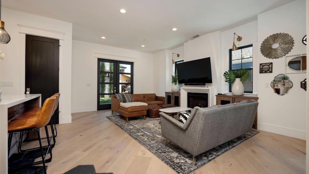Photo of Livingroom in Folsom