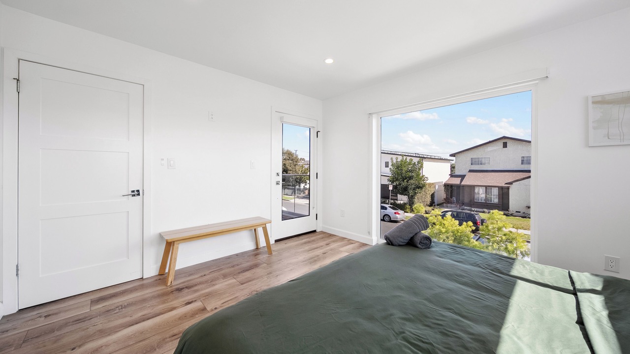 Photo of Bedroom in Mid City