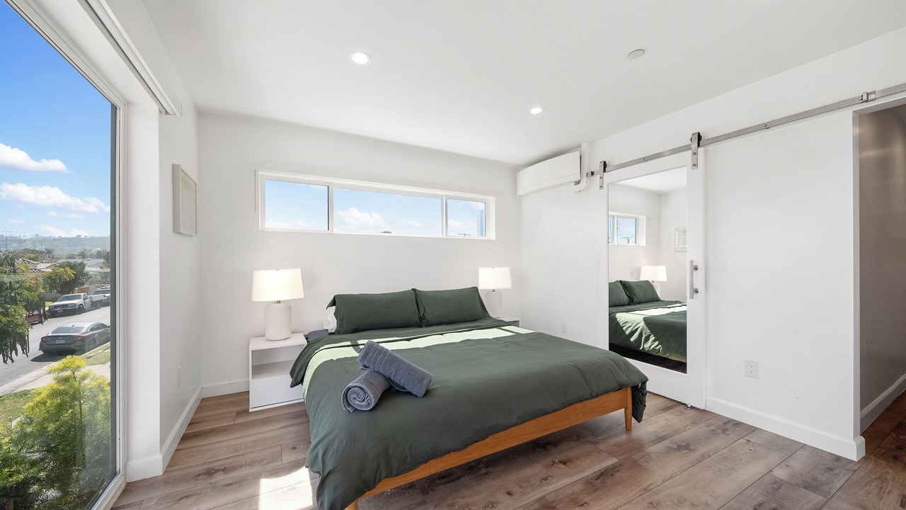 Photo of Bedroom in Mid City