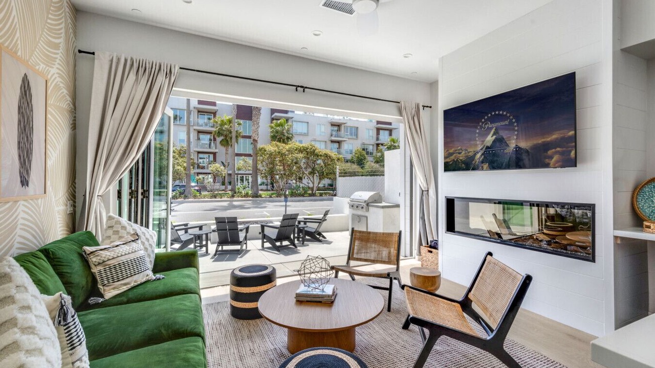 Photo of Livingroom in Huntington Beach