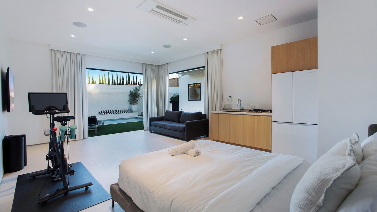 Photo of Bedroom in Beverly Hills