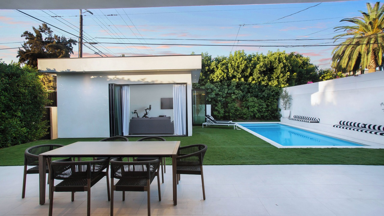 Photo of Outdoor in Beverly Hills