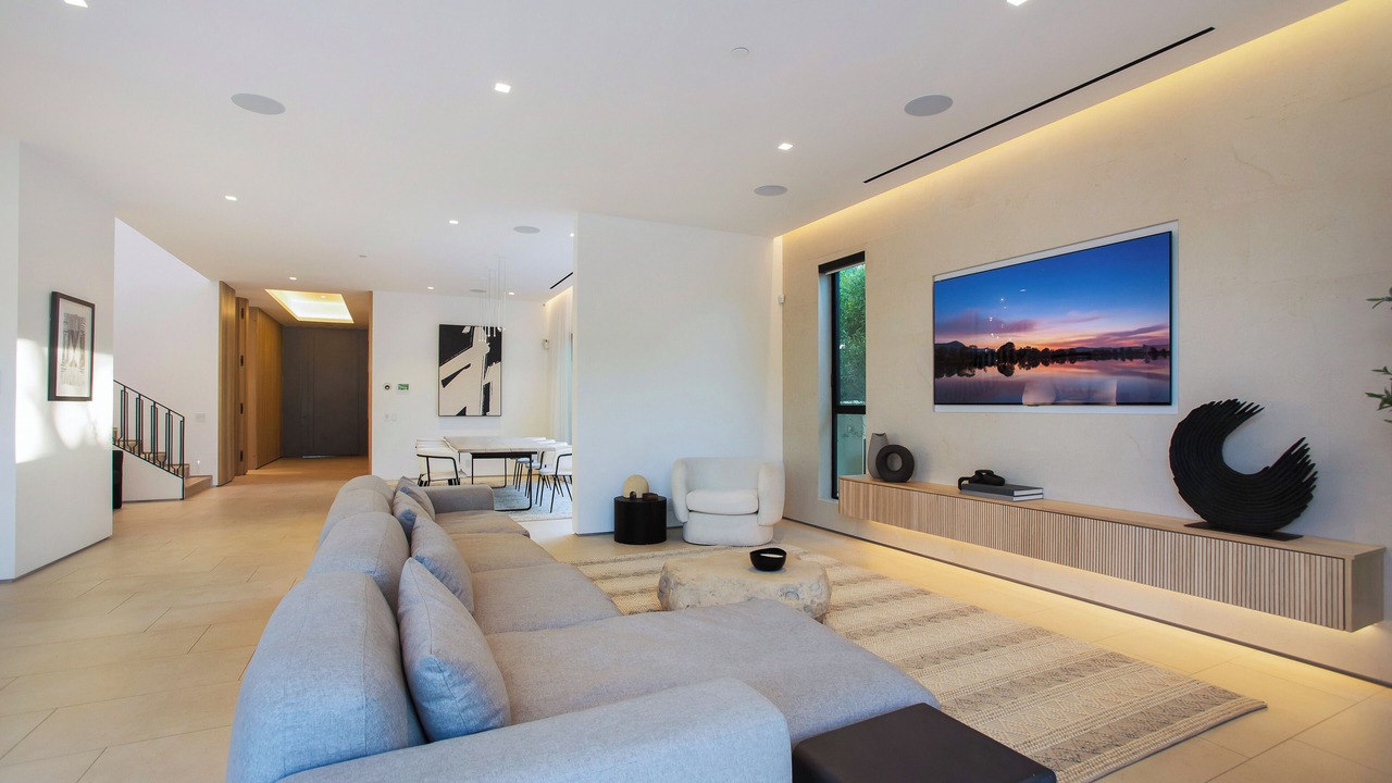 Photo of Livingroom in Beverly Hills