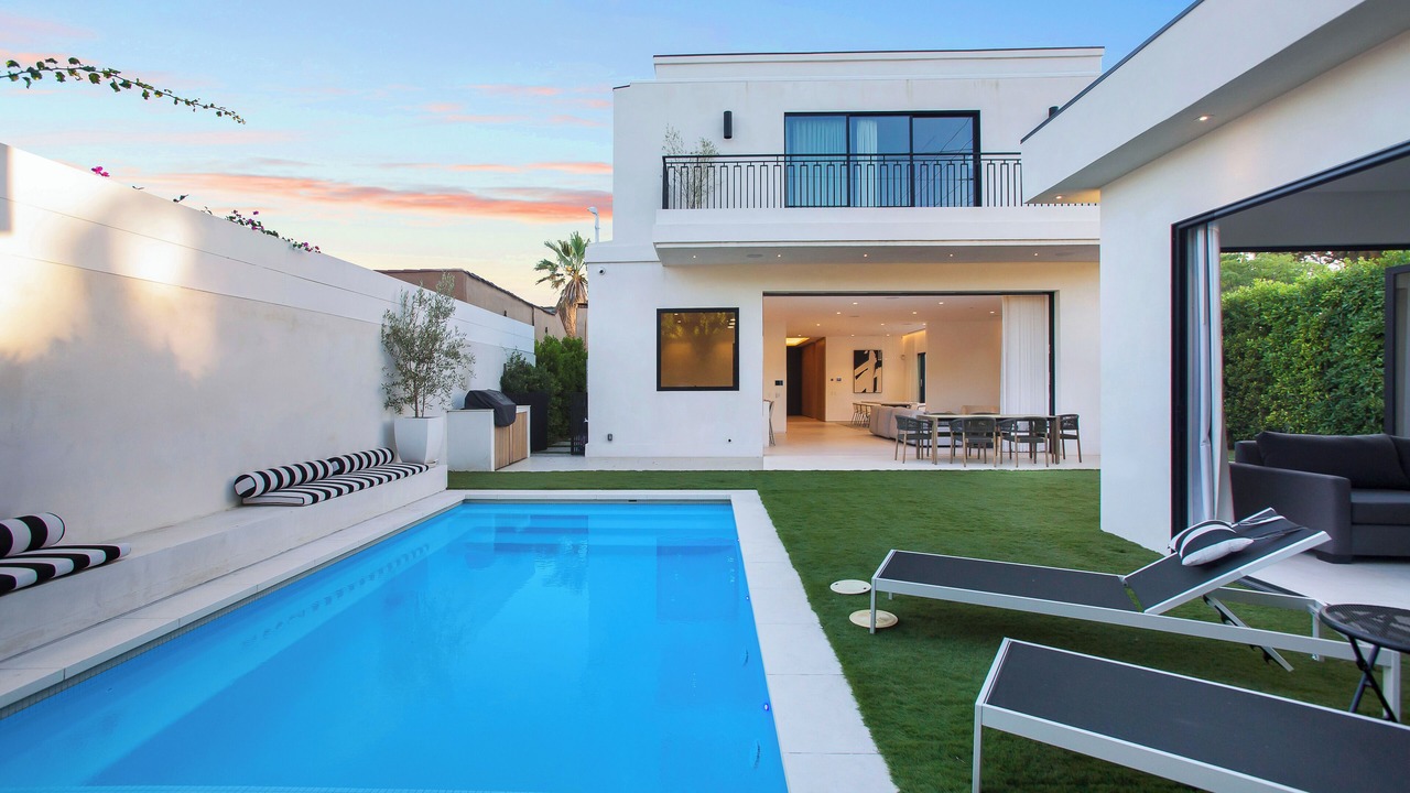 Photo of Outdoor in Beverly Hills