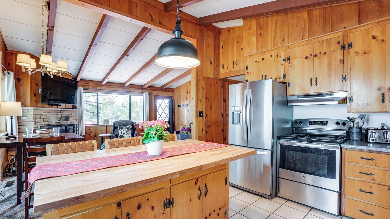 Photo of Kitchen in Mountain Club