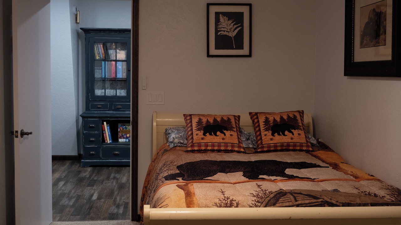Photo of Bedroom in Highland Pines