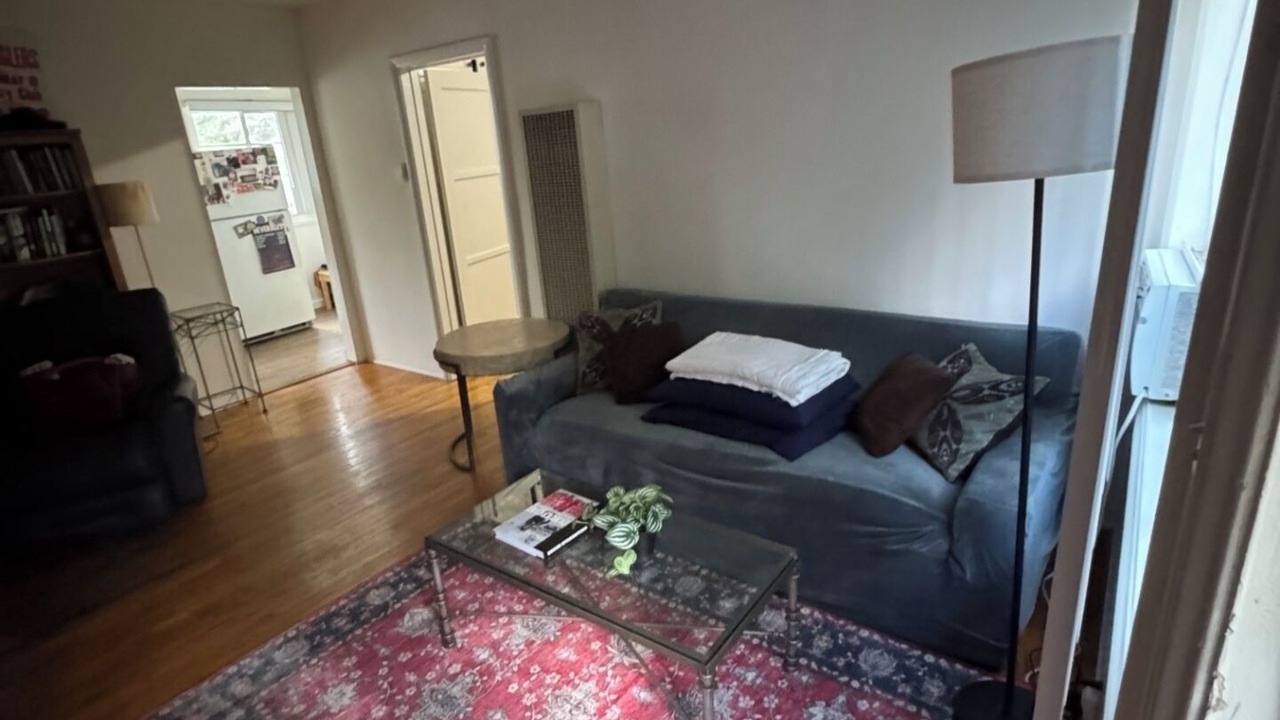 Photo of Livingroom in Beverly Hills