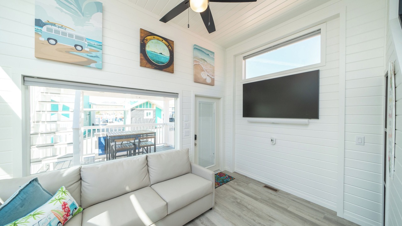 Photo of Livingroom in Parker Strip